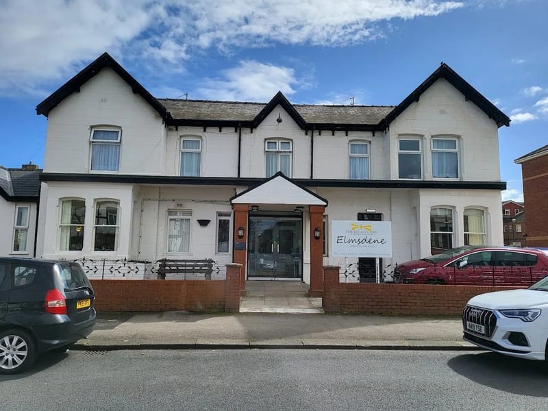 Gwenlyn Care Home - Assisted Living in Blackpool, England photo 3