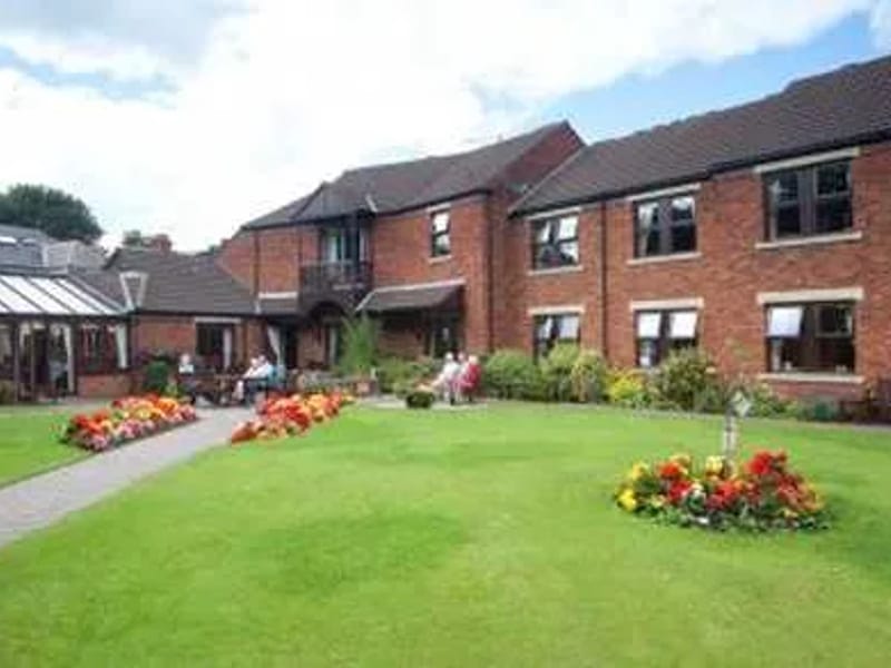 Eothen Residential Homes - Whitley Bay - Assisted Living in Whitley Bay, England photo 2