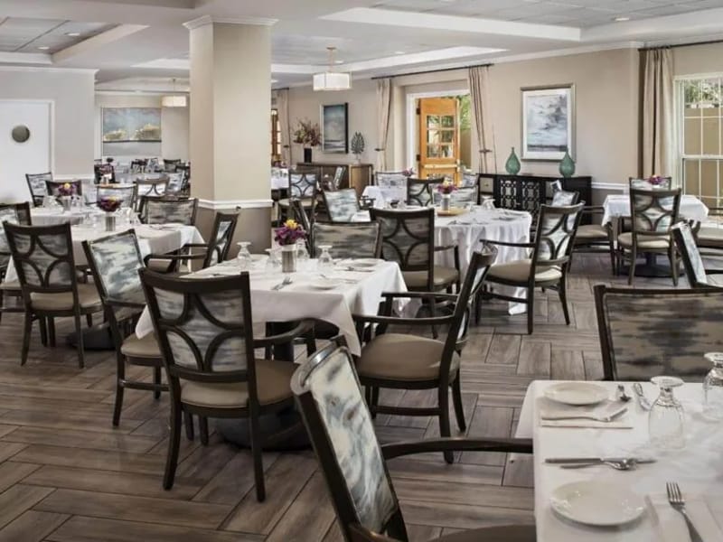Belmont Village Burbank - Assisted Living in Burbank, CA photo 2