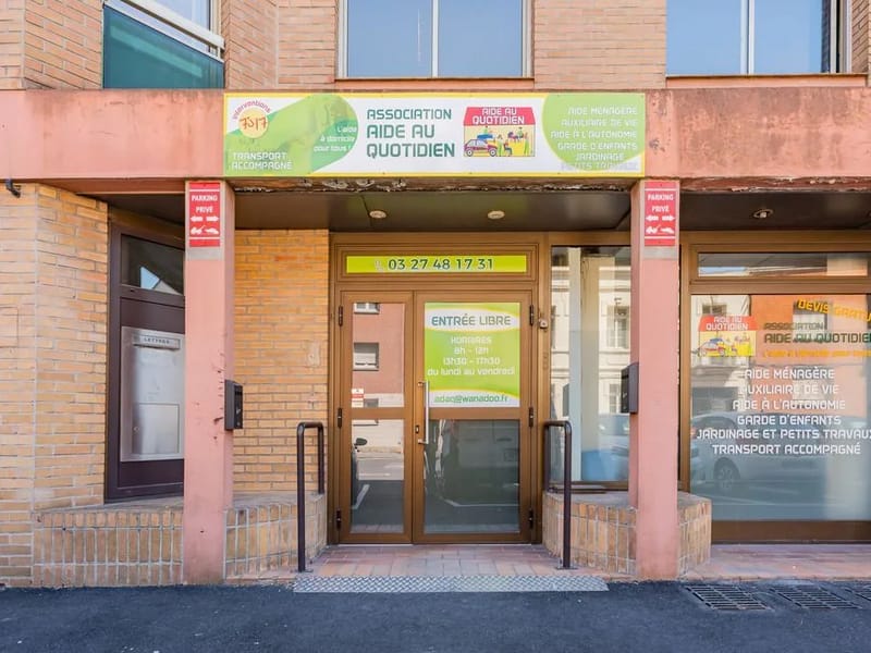 Ssiad Aide Au Quotidien - Soins Infirmiers à Domicile in VALENCIENNES, Hauts-de-France photo 2