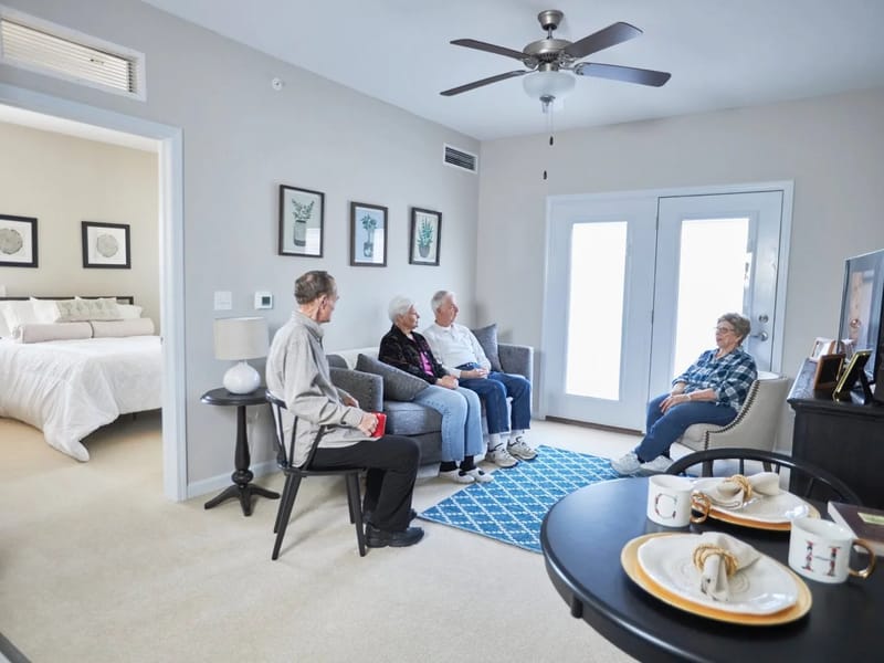 Cedarhurst Of Blue Springs - Assisted Living in Blue Springs, MO photo 1