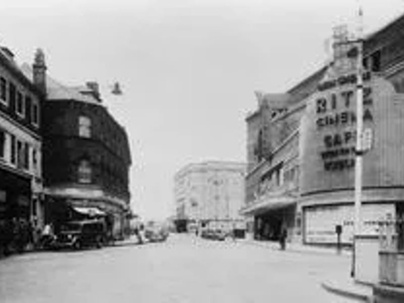 Dimensions 85 Highfield Avenue - Assisted Living in Aldershot, England photo 1