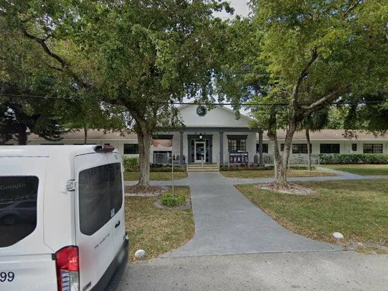 Deerfield Beach Health and Rehabilitation Center - Nursing Home in Pompano Beach, FL photo 1