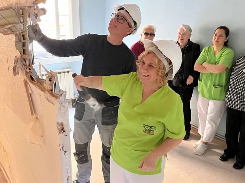 Llar Residència d'Avis del Barri de la Sagrada Família - Vida Asistida in Manresa, Cataluña photo 2
