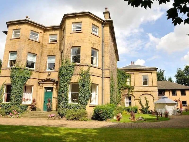 Abbey Grange Care Home - Nursing Home in Burnley, England photo 2