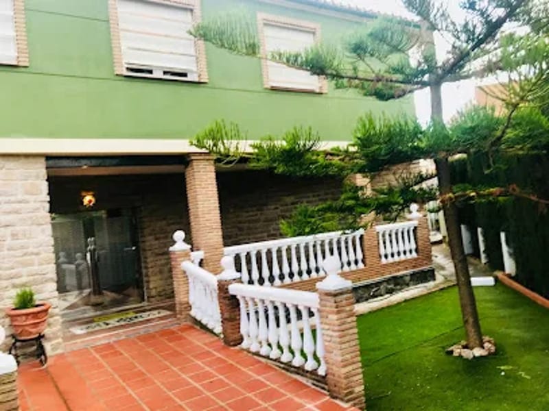 Residencia Centro Asistencial Castilla Sl - Hogar de Ancianos in Málaga, Andalucía photo 1