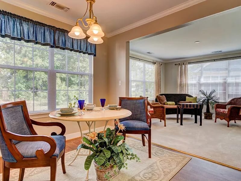 Lake Prince Woods - Assisted Living in Suffolk, VA photo 2