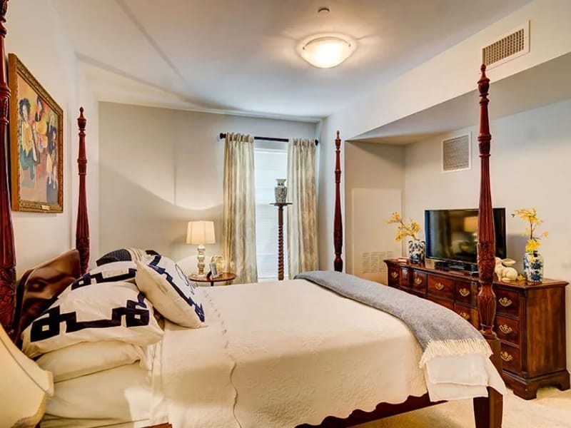Lake Prince Woods - Assisted Living in Suffolk, VA photo 3