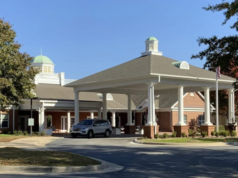 Lake Prince Woods - Assisted Living in Suffolk, VA photo 1