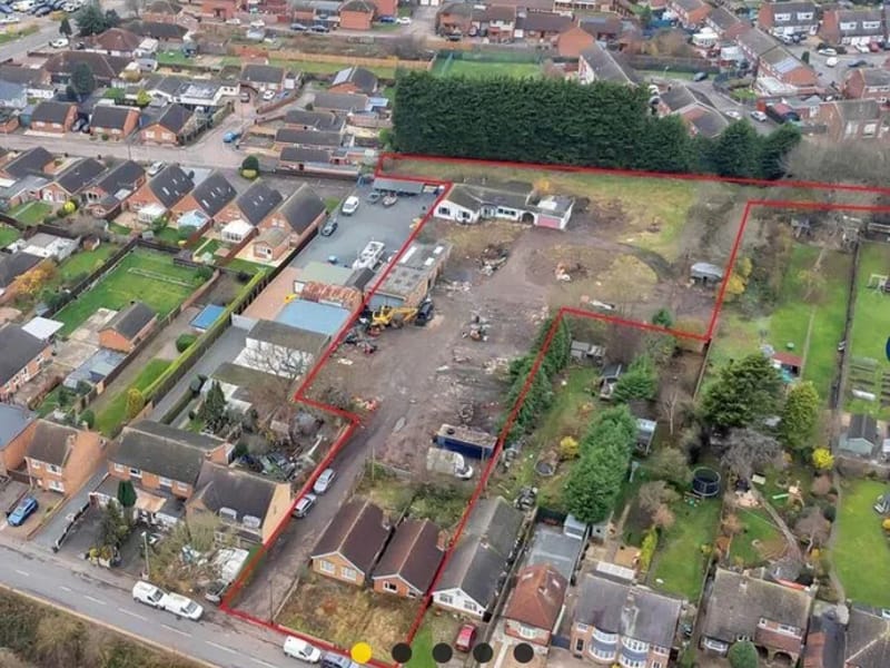 Barkby Road in Leicester, England photo 3