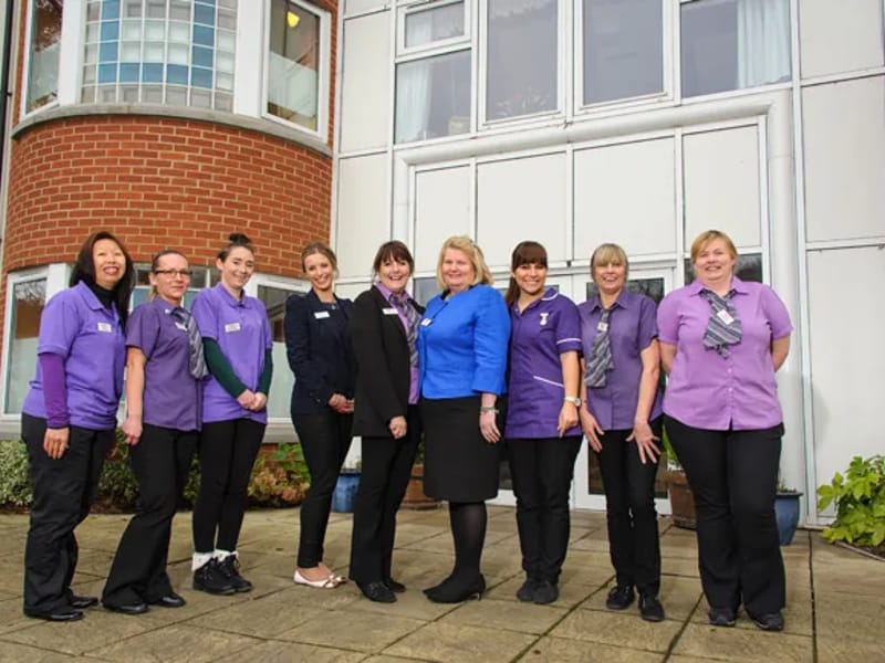 Laurel Dene - Nursing Home in Hampton, England photo 3