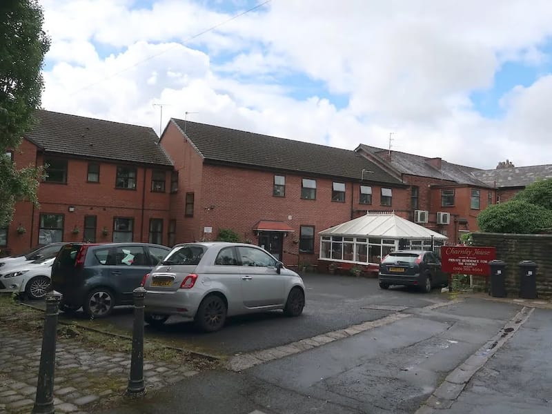 Charnley House - Assisted Living in Hyde, England photo 1