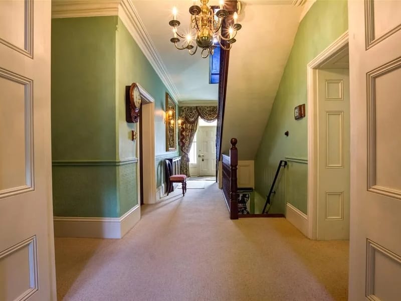 Westfield Manor - Assisted Living in Bradford, England photo 2