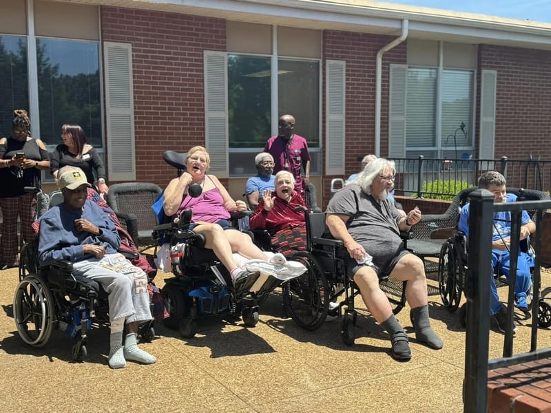 The Waters of Springfield LLC - Nursing Home in Springfield, TN photo 3