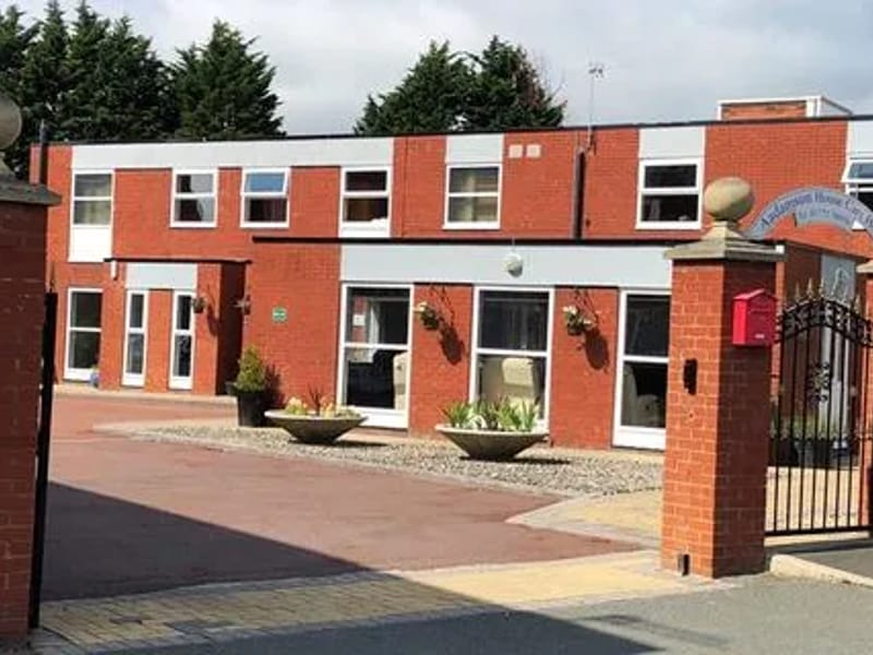 Aadamson House Care Home - Assisted Living in Preston, England photo 1