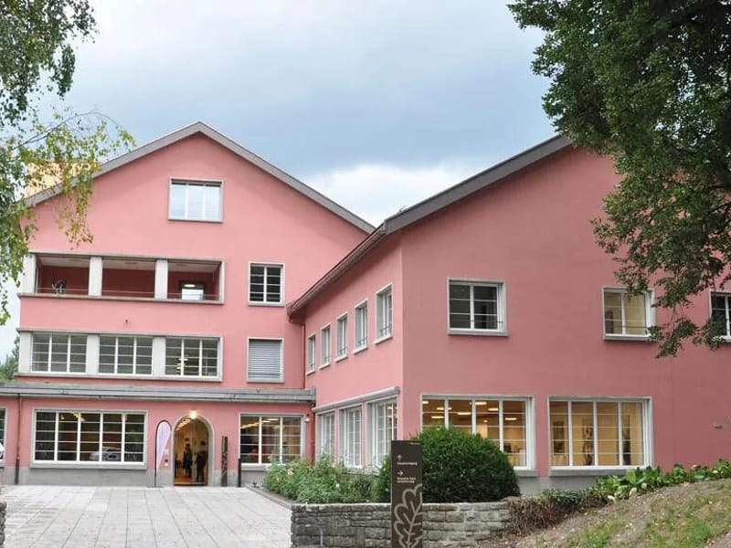 Alters- und Pflegeheim Landgut Unterlöchli - Pflegeheim in Luzern, Lucerne photo 2