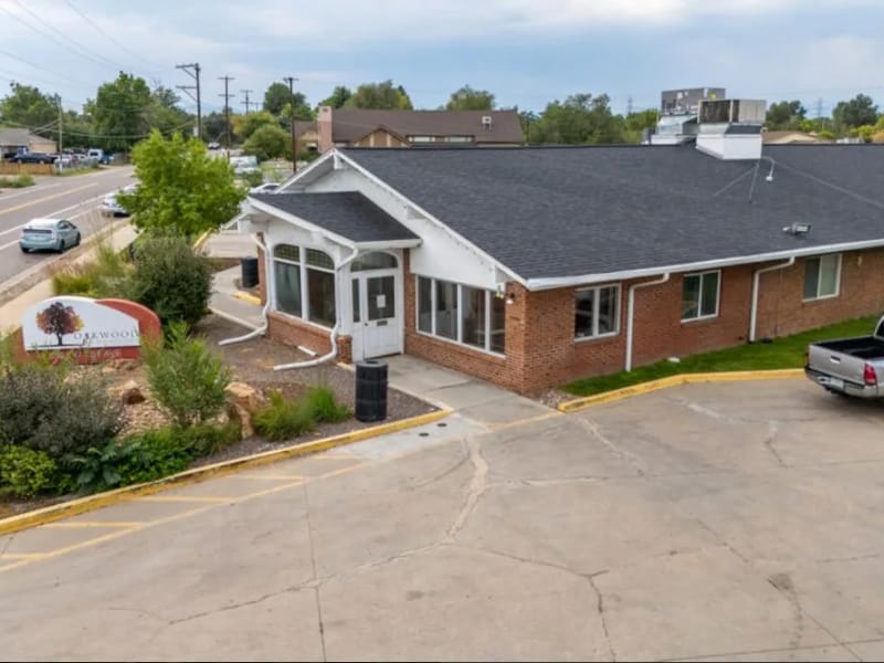Oakwood Care and Rehabilitation - Nursing Home in Lakewood, CO photo 1