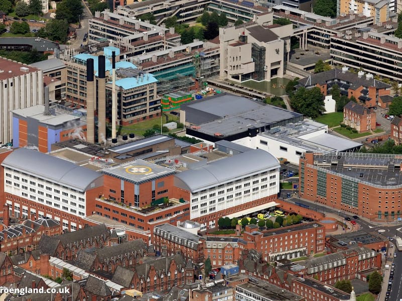 Leeds General Infirmary - Hospital in Leeds, England photo 5