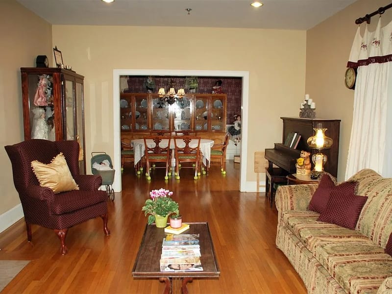 Carousel House Ii - Assisted Living in Forsyth, GA photo 2