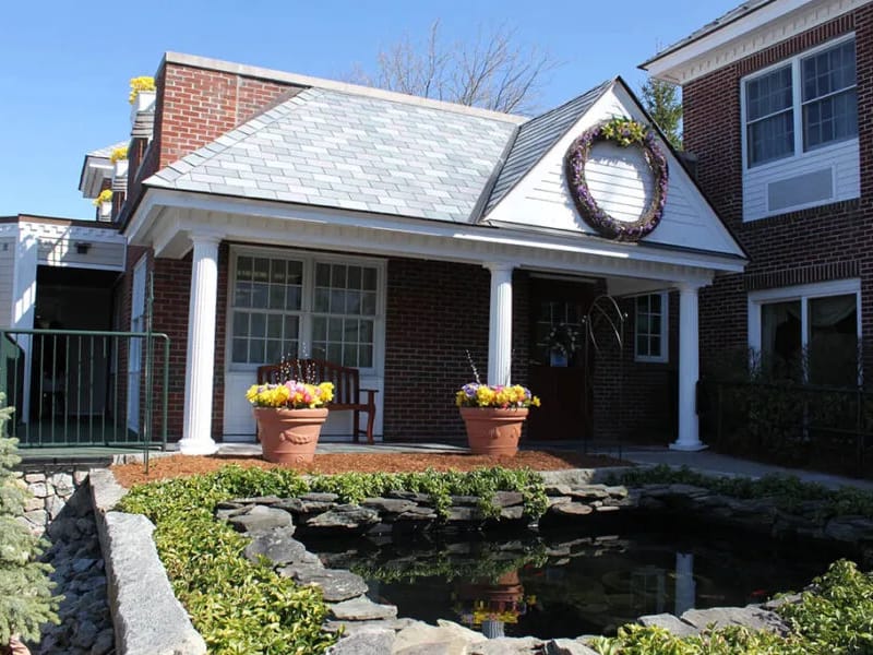 Brandon Woods of New Bedford - Nursing Home in New Bedford, MA photo 3
