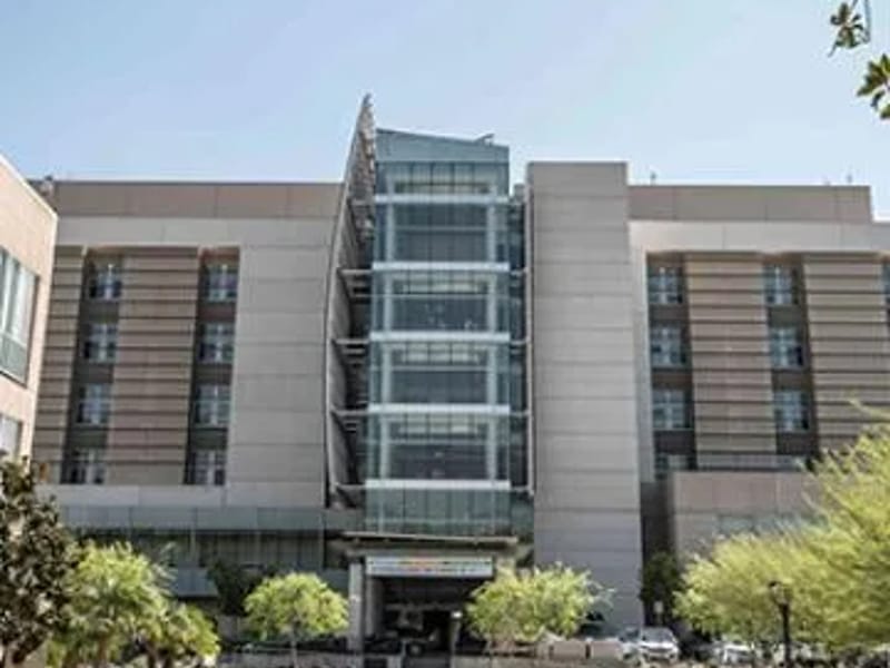 City of Hope's Helford Clinical Research Hospital - Hospital in Duarte, CA photo 2