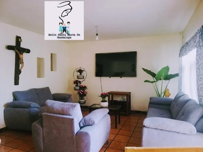 CASA DE DESCANSO SANTA MARIA DE GUADALUPE - Vida Asistida in San Pedro Tlaquepaque, Jalisco photo 2