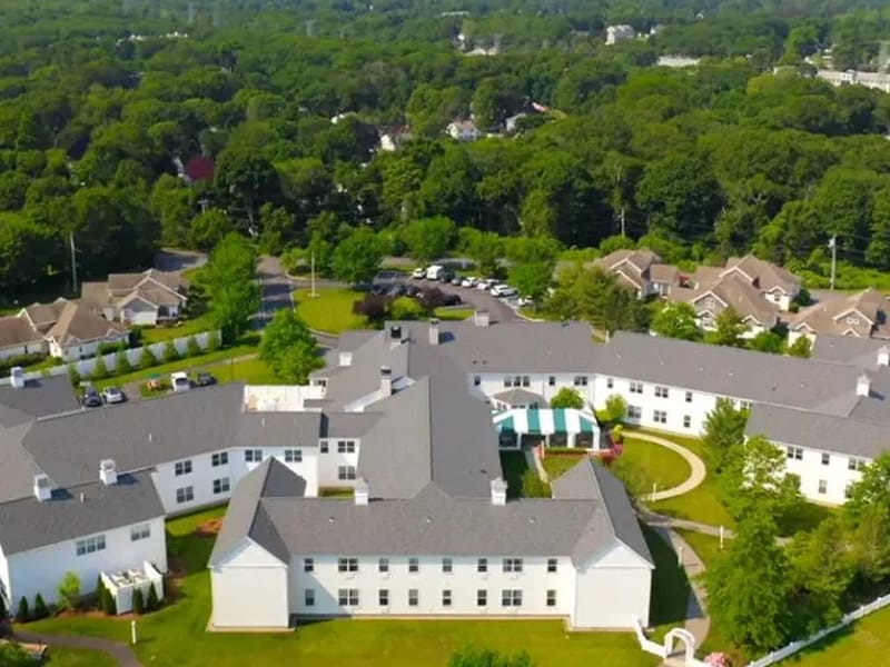 Allerton House At Central Park - Assisted Living in Weymouth, MA photo 2