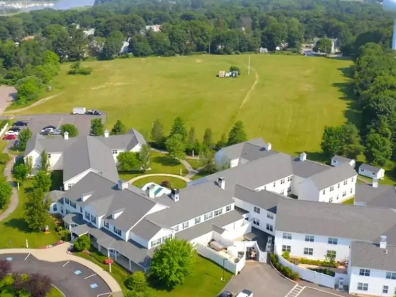 Allerton House At Central Park - Assisted Living in Weymouth, MA photo 1