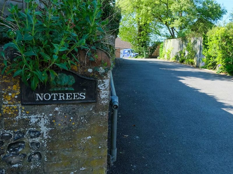 Notrees - Assisted Living in Hungerford, England photo 2