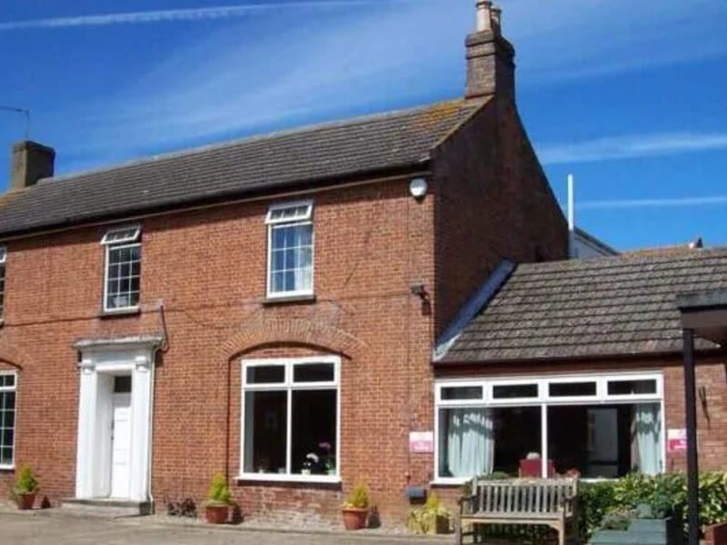 Loved Ones Home Care Ltd - In-Home Care in Great Yarmouth, England photo 3