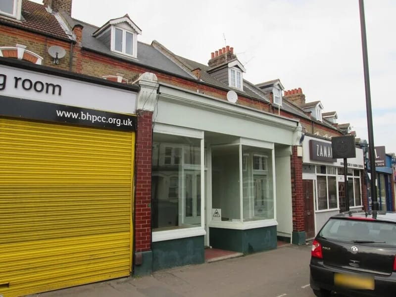 142 St Marks Road - Assisted Living in Enfield, England photo 1