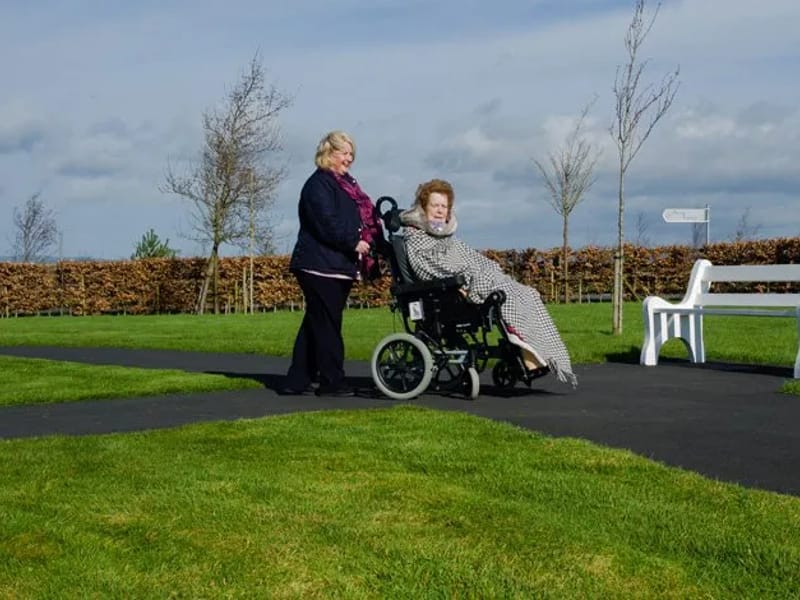 Acorn Lodge - Nursing Home in East Grinstead, England photo 2