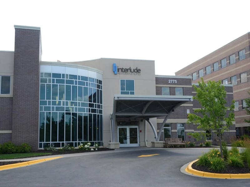 Allina Health Restorative Suites - Nursing Home in Plymouth, MN photo 3