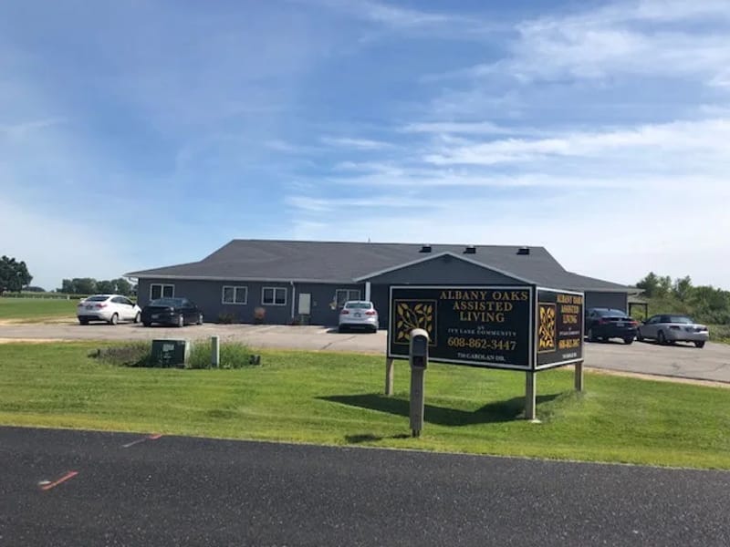 Albany Oaks Assisted Living - Assisted Living in Albany, WI photo 3