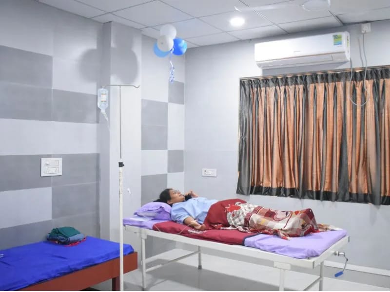Devpushp Womens Hospital - अस्पताल in Bharuch, Gujarat photo 1