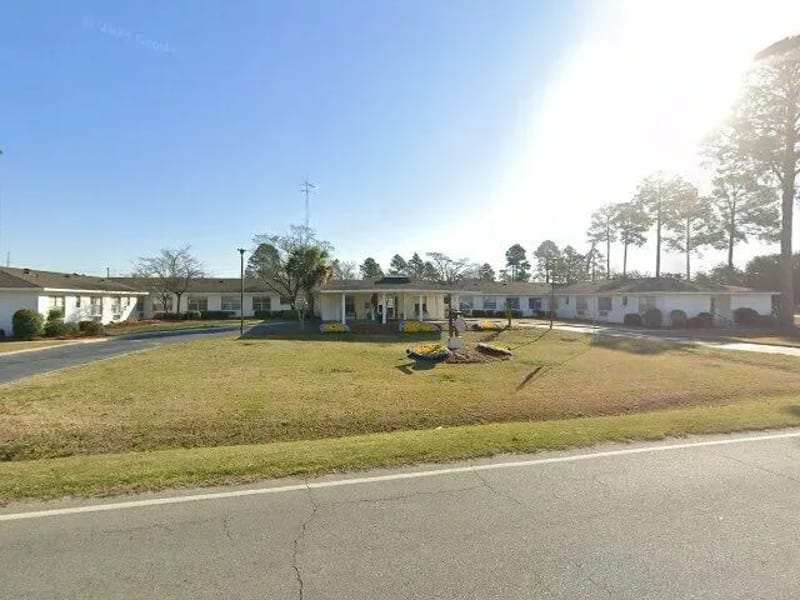 Azalea Health and Rehabilitation - Nursing Home in Metter, GA photo 1