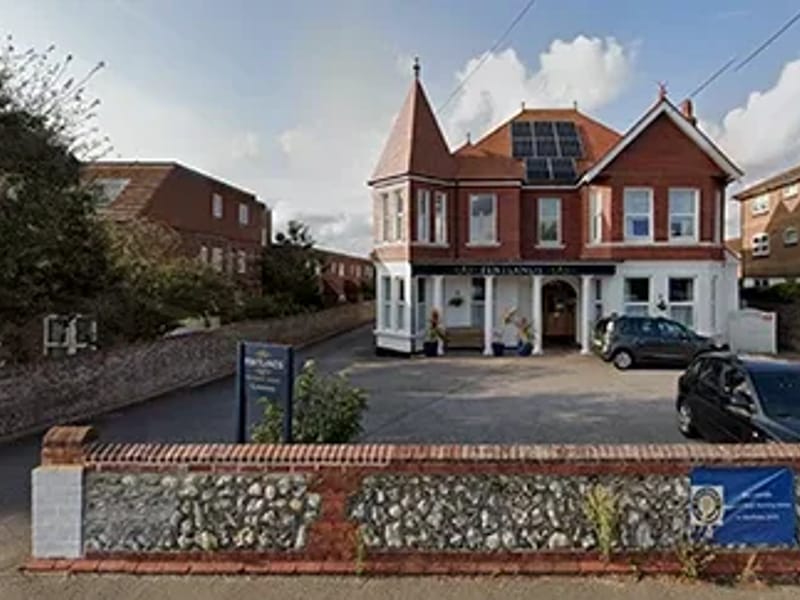 Pentlands Nursing Home - Nursing Home in Worthing, England photo 3