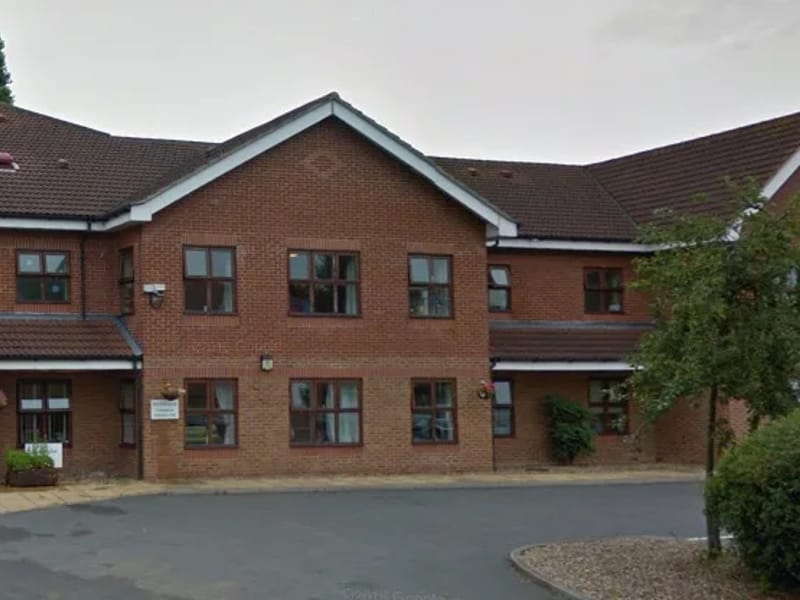Alexander Court Care Centre - Nursing Home in Dagenham, England photo 2