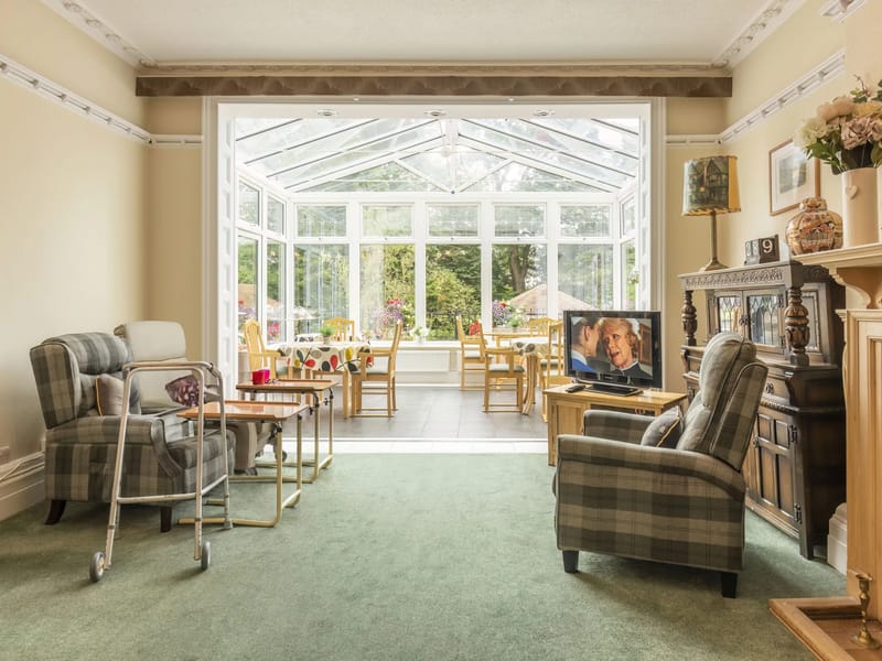 Inglewood Nursing Home - Nursing Home in Eastbourne, England photo 2