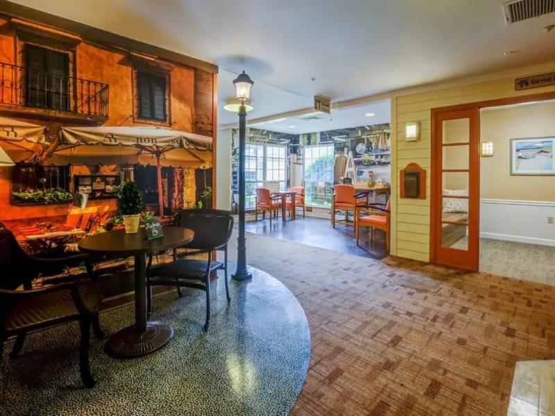 Arden Courts (monroeville) - Assisted Living in Monroeville, PA photo 2