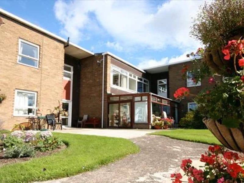 Harwood Court Care Home - Nursing Home in Cramlington, England photo 2