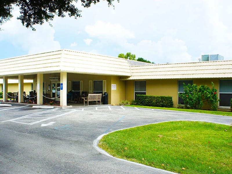 Bartow Center - Nursing Home in Bartow, FL photo 1