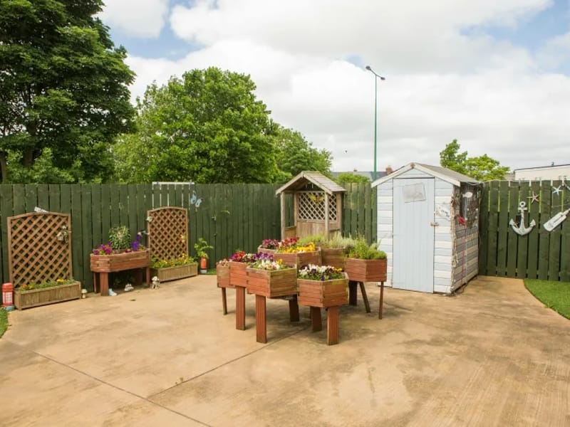 Stoneleigh Care Home - Assisted Living in Stanley, England photo 2