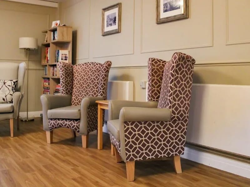 The Grove Care Home in Burnley, England photo 2