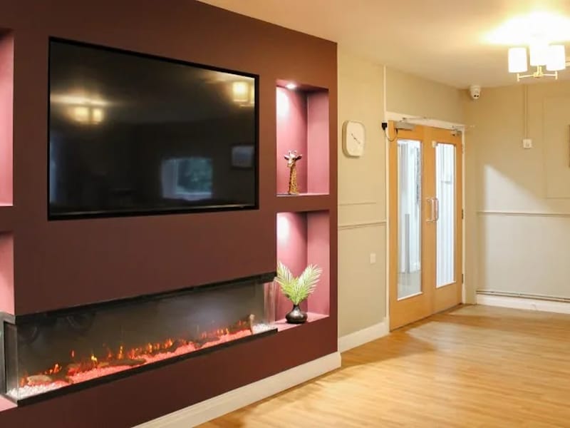 The Grove Care Home in Burnley, England photo 1
