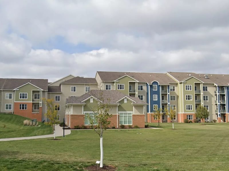 Deerfield Health Care Center - Nursing Home in Urbandale, IA photo 2