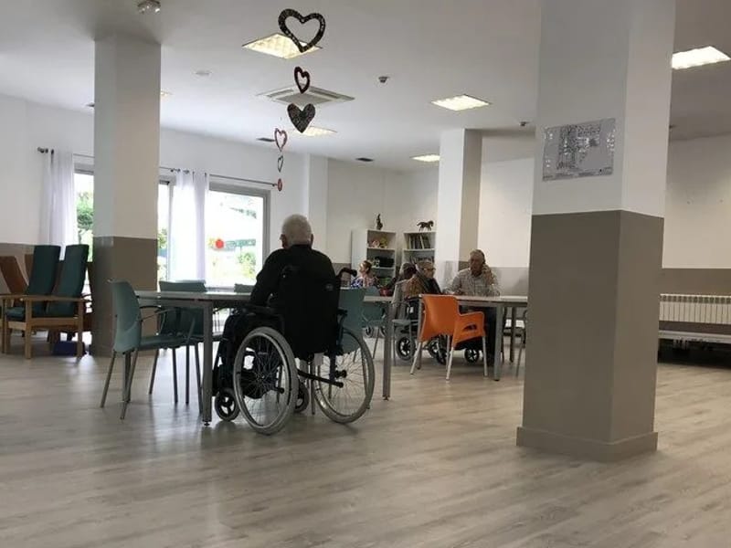 Residència d'Avis Bet-San (servei de residència assistida) - Hogar de Ancianos in Santa Coloma De Gramenet, Cataluña photo 2