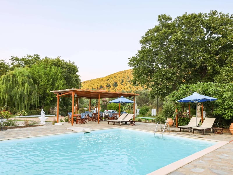 Angela'S Care Villa - Assisted Living in Reseda, CA photo 2