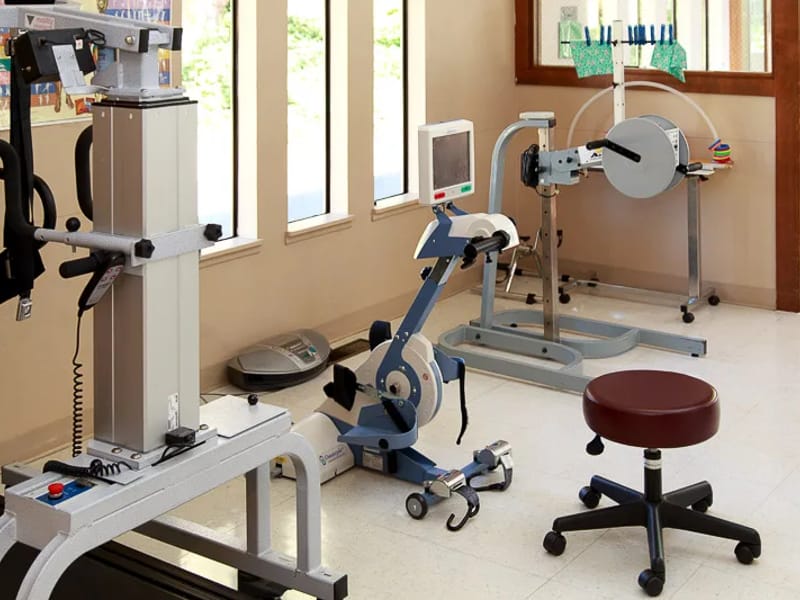 Valley West Health Care Center - Nursing Home in Eugene, OR photo 2