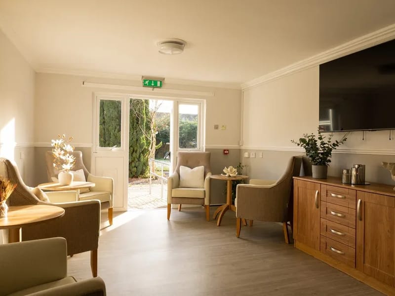 Southview Lodge Residential Care Home in Preston, England photo 1